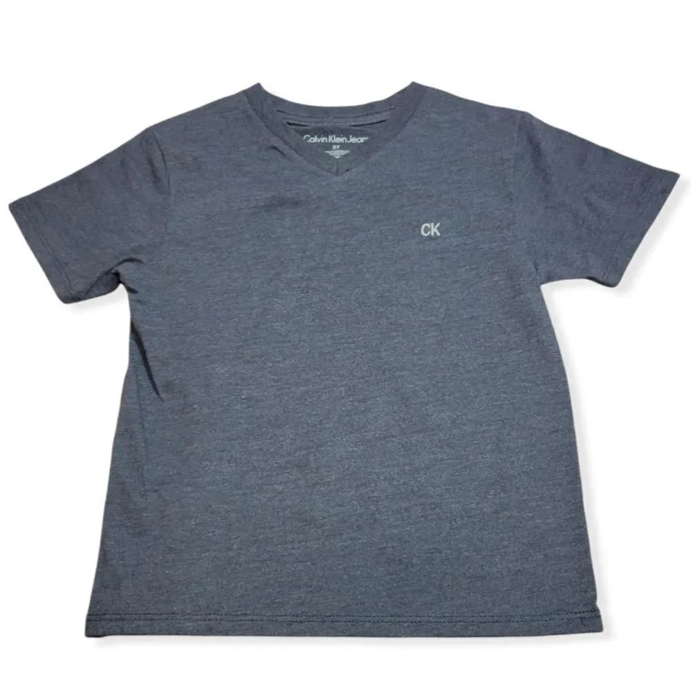 Calvin Klein jeans vneck shirt 3T